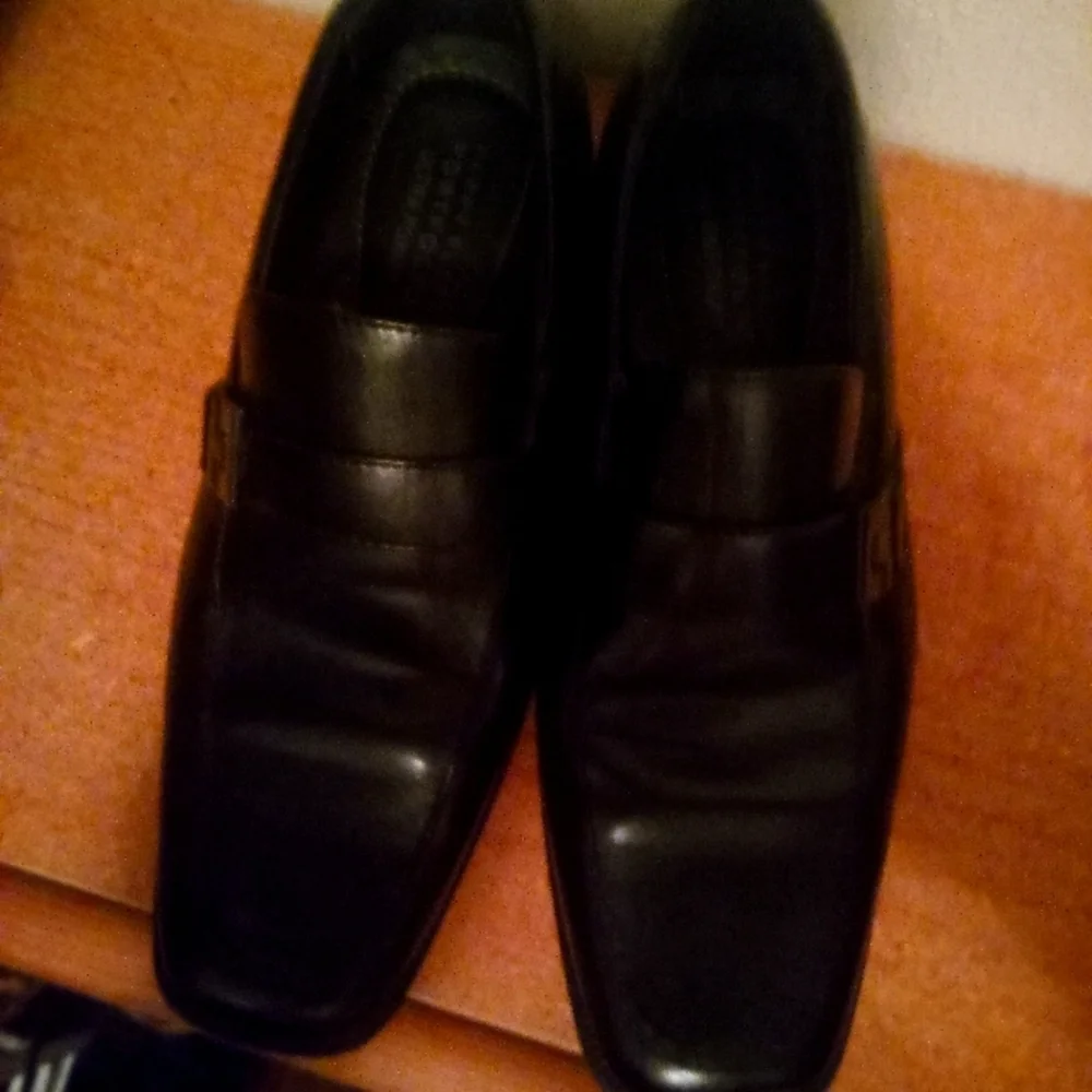 Perry Ellis Ultra Foam Mens 7.5 Unisex loafers Casual Comfortable Business Shoe